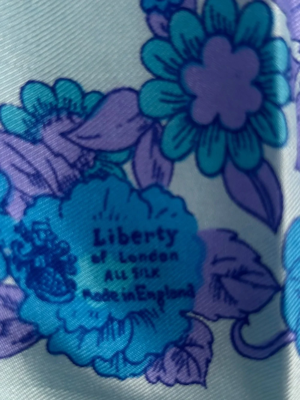 Liberty of London NEW bright blue infinity circle flowers 100% silk scarf 27